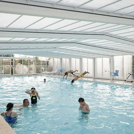 Tatil parkı Laouchet Le Hameau Des Grands Lacs