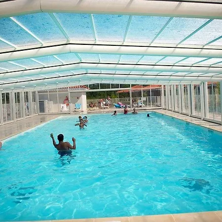 Tatil parkı Laouchet Le Hameau Des Grands Lacs 3*