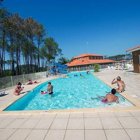 Laouchet Le Hameau Des Grands Lacs Üdülőpark