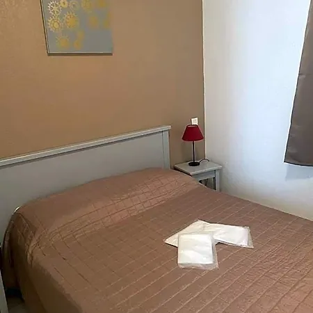 Tatil parkı Laouchet Le Hameau Des Grands Lacs 3*